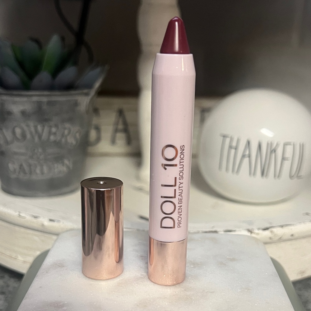 Doll 10 Lip Crayon - Deep Plum
